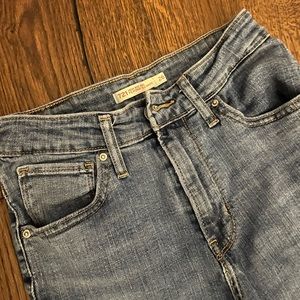 Levi’s 721 high rise skinny jeans